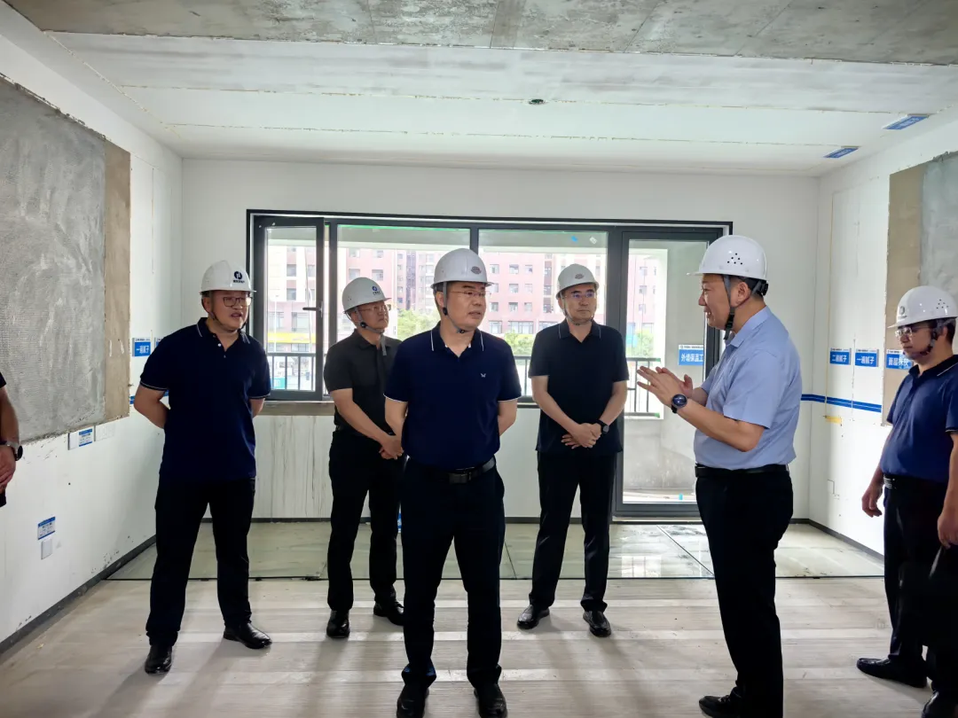 自治区国资委党委书记杨刚一行调研宁夏建投重点项目建设和经营发展工作